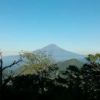 朝日に輝く富士山