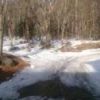 山荘前の無料駐車場の上り坂はやや凍っています。