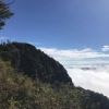 秋の空、雲海と三つ峠山