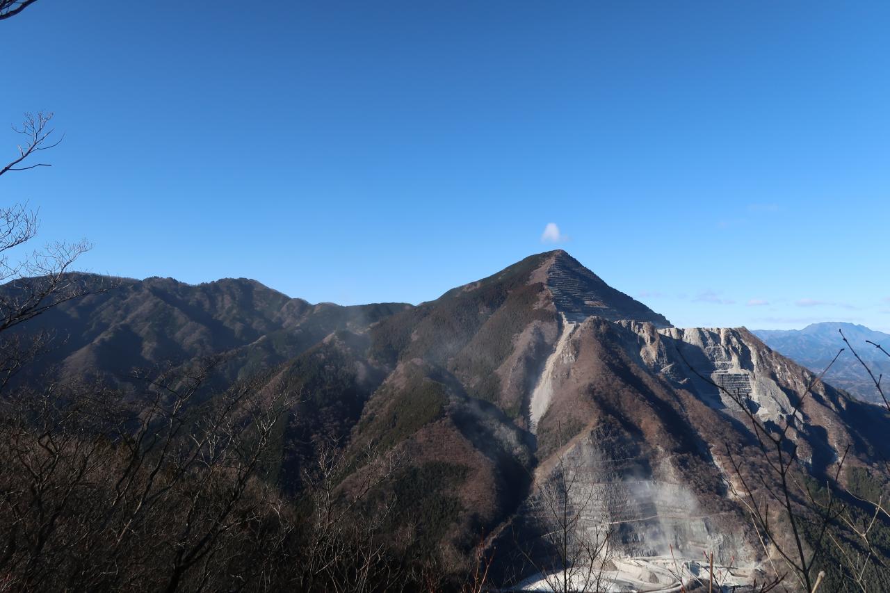 何度登っても魅力な秩父 奥武蔵の山に登ろう 小粒でもいい山揃いでオススメ 今 おすすめの山 Yamakei Online