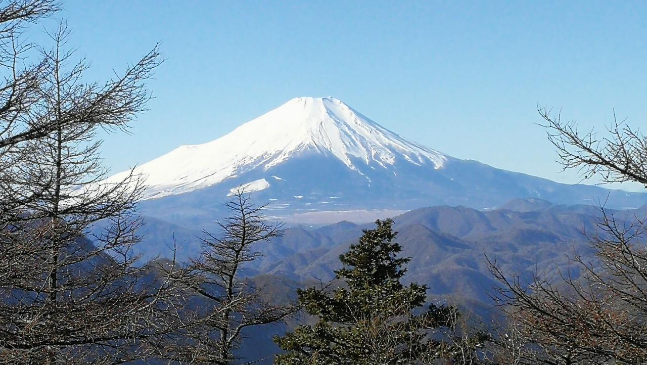 美しい富士山を見るなら冬がいちばん 今こそ富士見登山の季節 今 おすすめの山 Yamakei Online