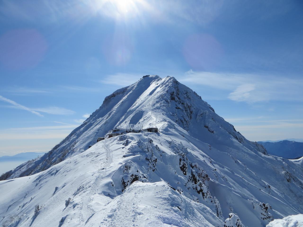 身につけた雪山登山技術を駆使して登る、八ヶ岳最高峰・赤岳 - 山と溪 ...