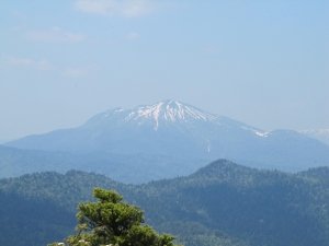 台倉高山山頂から望んだ燧ケ岳 