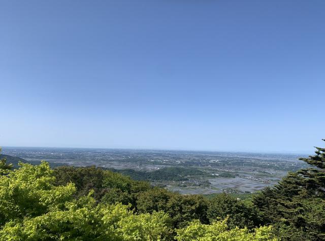 快晴の筑波山。関東平野を一望