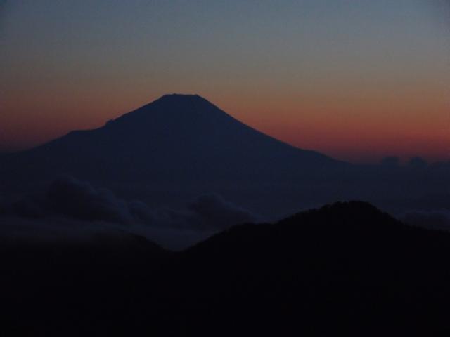 夕景　富士山のシルエット
