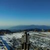 うっすら雪の残る蛭ヶ岳山頂