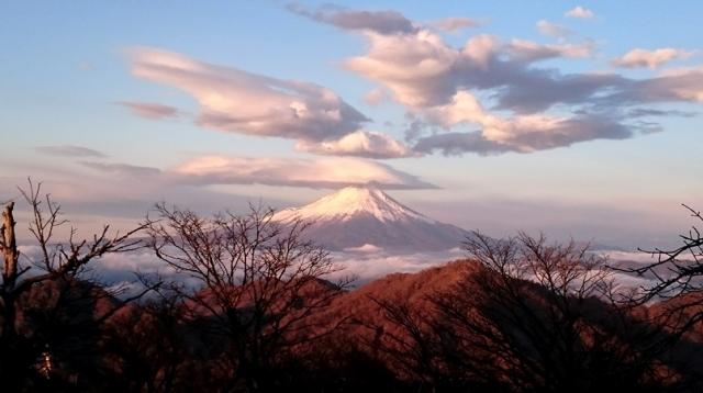 この時期の富士山は雪化粧