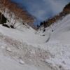 1750ｍ付近　黒沢の雪融けが早く感じます。 