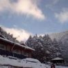 夏沢鉱泉はすっかり雪の中です。すばらしい冬景色の山、森を楽しめます 