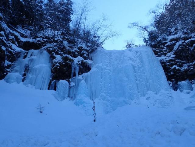 夏沢の滝　Ｇ2のＦ1　夏沢鉱泉から徒歩30分程度
