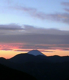 大門沢小屋から見た富士山 