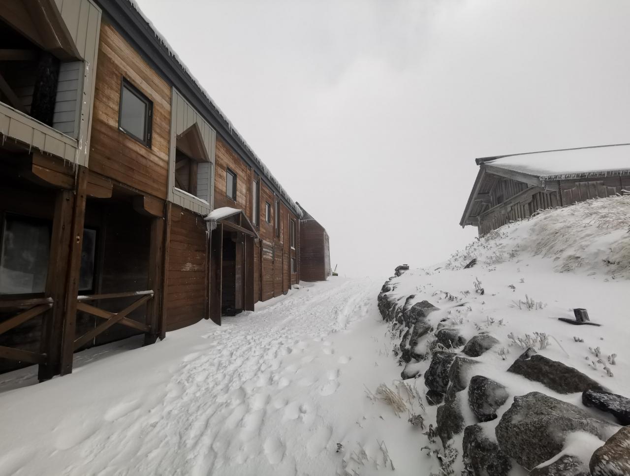 山荘周辺の積雪
