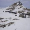 4/24入山時にヘリコプターから撮影しました。なかなか撮れない貴重なワンショットです。雪解けが進んでいるのがよく分かりますね。