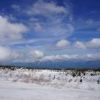 17-天狗原はまだ雪原といった風情で青空と流れ行く雲がよく似合います。