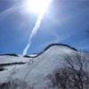 上の樺から丸山ケルンを方面を見上げています。雪の直登ルートです。
