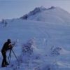 冬の西穂高岳を舞台に山の自然や気象・山荘の様子・信州大学の雪の研究等を取り上げた番組が、放送されます。