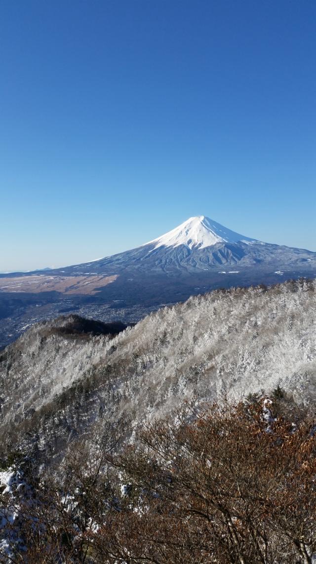 山荘前から見る富士山
