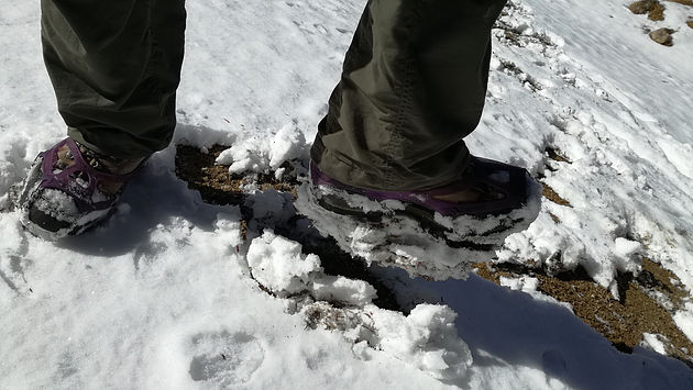 団子になった靴底の雪は危険なので気を付けたい。