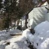 小屋前の積雪
