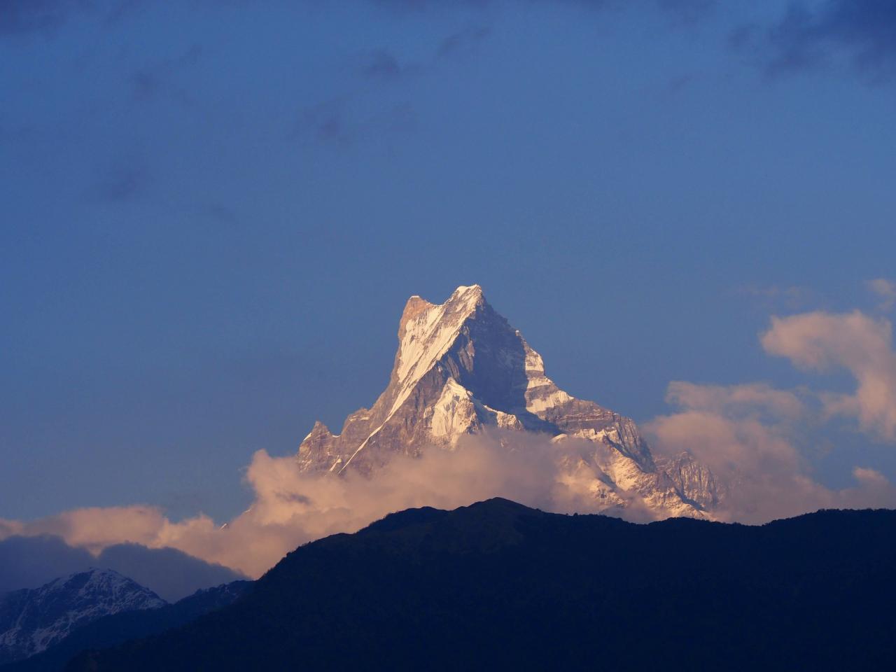 ネパール未踏峰マチャプチャレ ネパール みんなの写真館 ヤマケイオンライン Yamakei Online 山と溪谷社