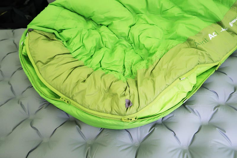 温度調整がしやすく、快適！ シートゥサミットの意欲的な寝袋「アセントACⅠ」を、平標山のテント泊山行で試す YAMAYA - ヤマケイオンライン /  山と渓谷社