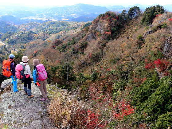九州の紅葉登山の締めくくりに、国東半島の田原山（鋸山）へ