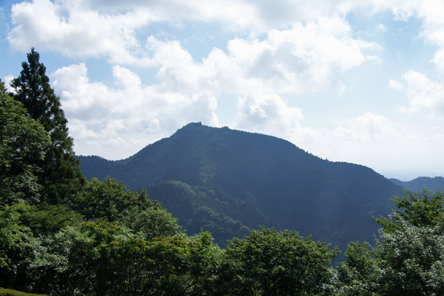 日の出山 ひのでやま 標高902ｍ 関東 Yamakei Online 山と溪谷社